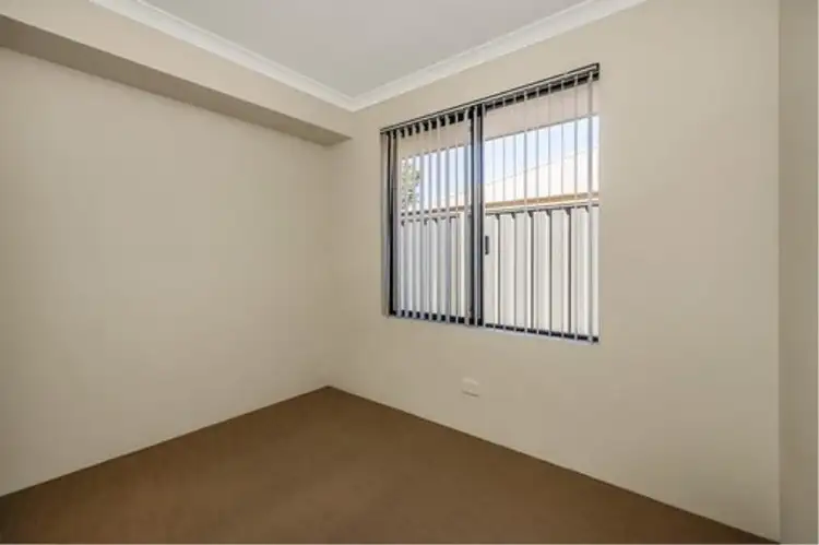 Fifth view of Homely house listing, 74 Ludlow Loop, Pinjarra WA 6208
