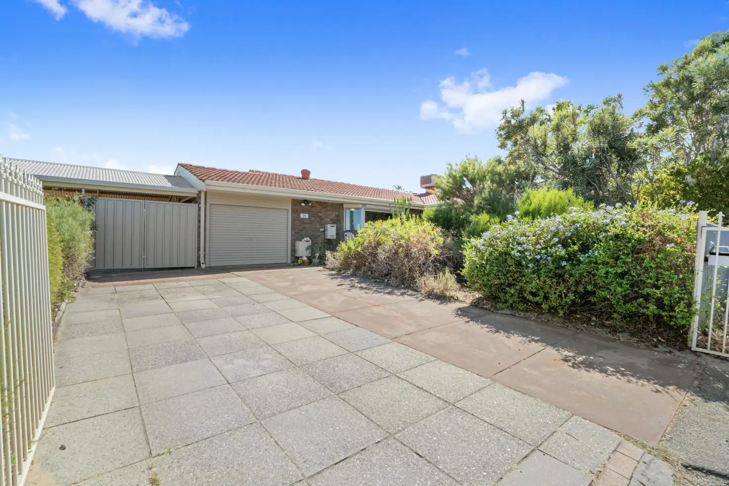 Main view of Homely house listing, 25 Grovelands Drive, Camillo WA 6111