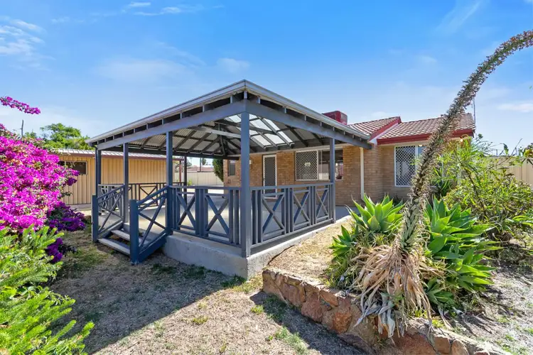 Fourth view of Homely house listing, 2 Lockeville Close, Beldon WA 6027