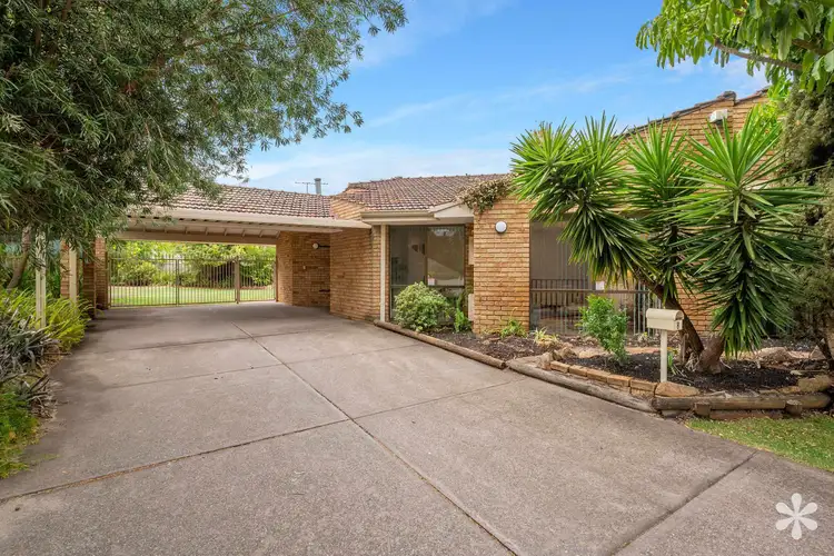 8 Bagot Court, Leeming WA 6149