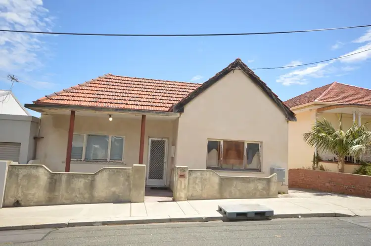 89 Attfield Street, Fremantle WA 6160