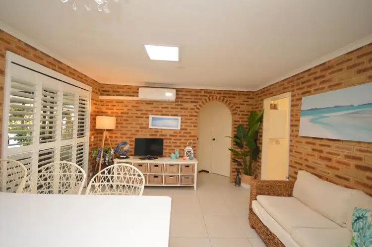 Fifth view of Homely house listing, 10 Neon Court, Heathridge WA 6027