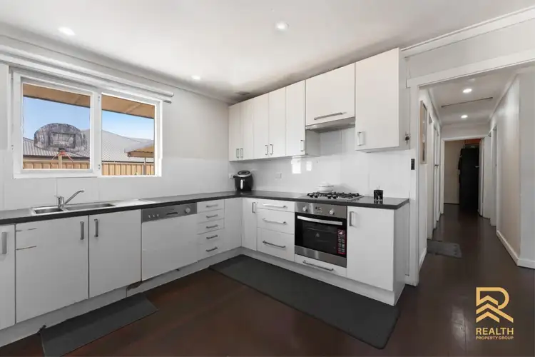 112 Dulwich Street, Beckenham WA 6107