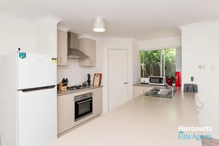 Seventh view of Homely house listing, 2/23 Bampton Way, Warnbro WA 6169