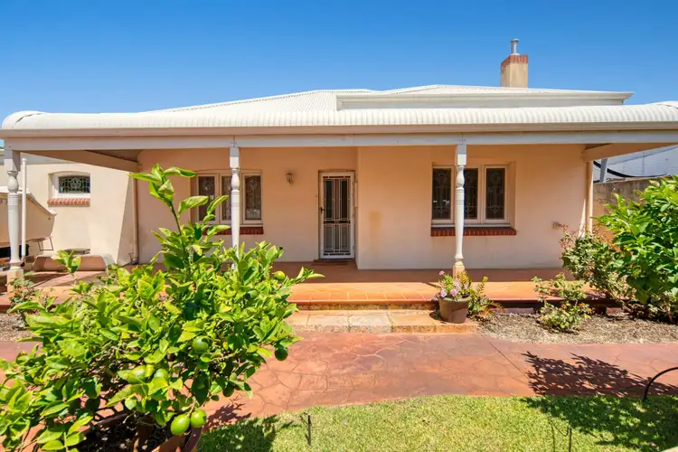 139 Sixth Avenue, Inglewood WA 6052