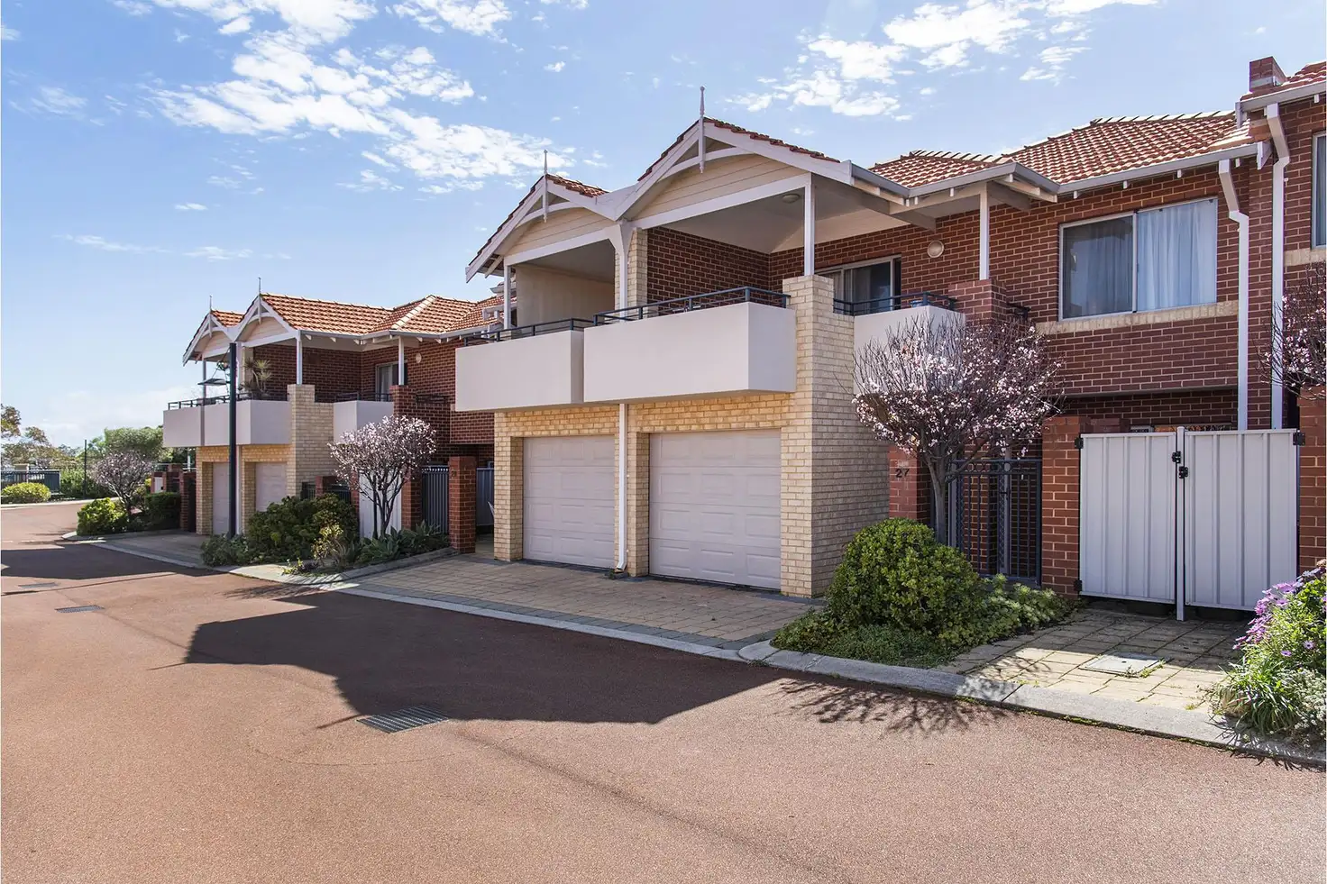 Main view of Homely villa listing, 27/84 Collick Street, Hilton WA 6163