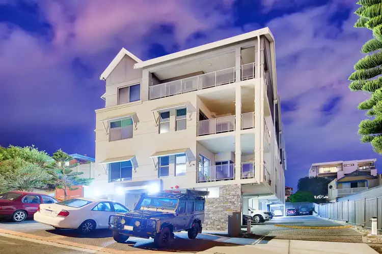 4/46 Filburn Street, Scarborough WA 6019