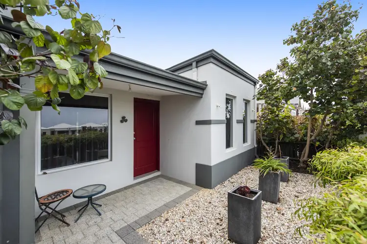 4 Betts Lane, Alkimos WA 6038