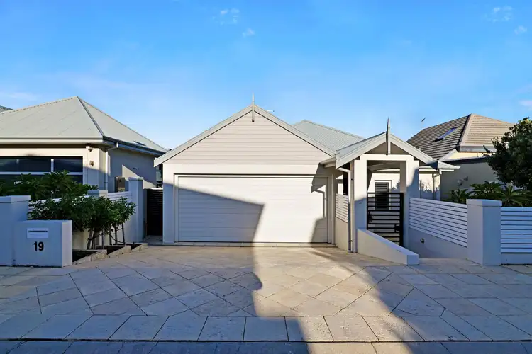 Fifth view of Homely house listing, 19 Bella Vista, Scarborough WA 6019