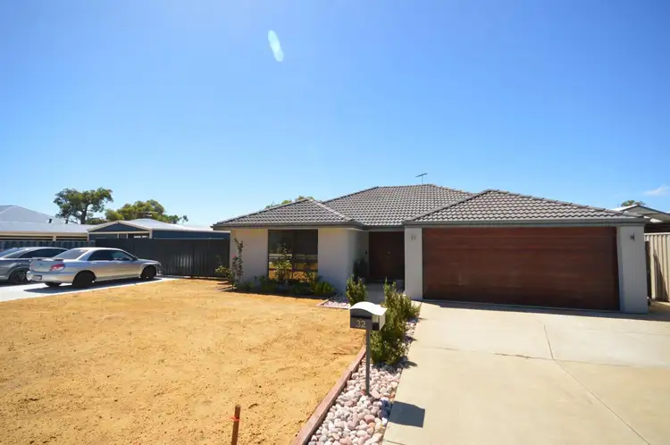 32 Beacham Street, Coodanup WA 6210