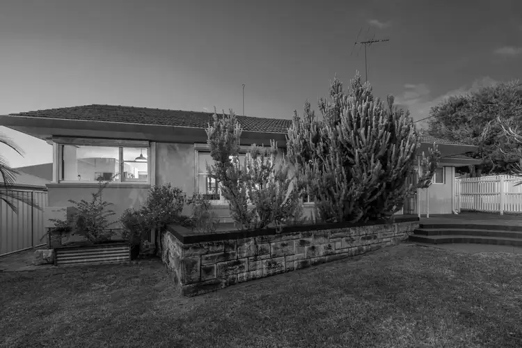 118 Brighton Road, Scarborough WA 6019