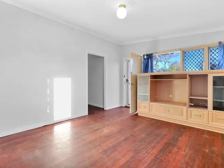 Second view of Homely house listing, 16 Abingdon Place, Kelmscott WA 6111