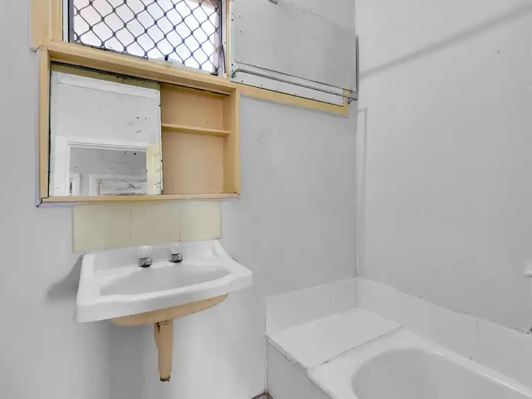 Sixth view of Homely house listing, 16 Abingdon Place, Kelmscott WA 6111