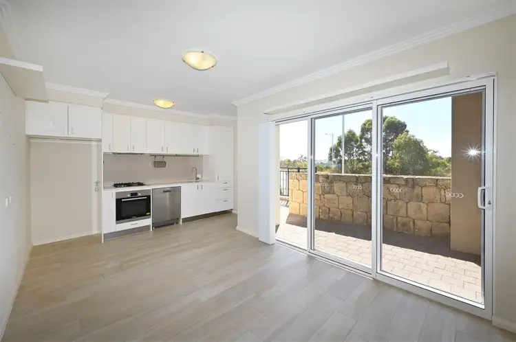 2/65 Lakeside Drive, Joondalup WA 6027