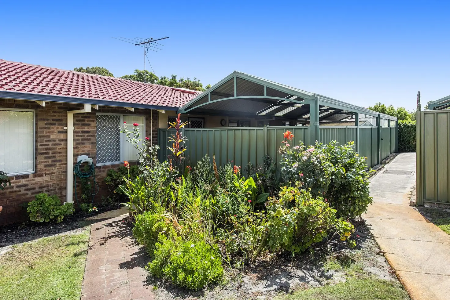Main view of Homely villa listing, 33/10 Houtmans Street, Shelley WA 6148