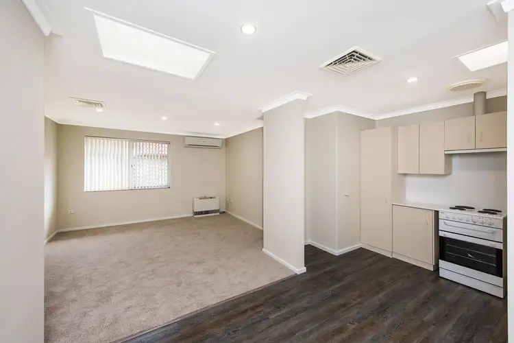 Fourth view of Homely villa listing, 33/10 Houtmans Street, Shelley WA 6148