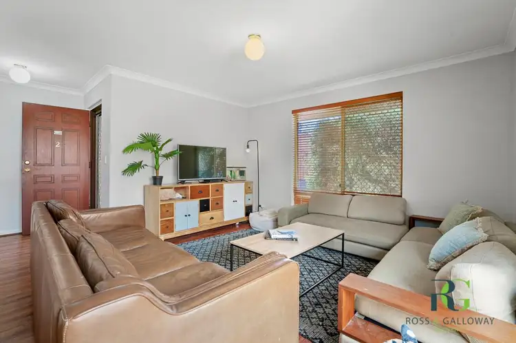 Sixth view of Homely villa listing, 2/88 Zenobia Street, Palmyra WA 6157