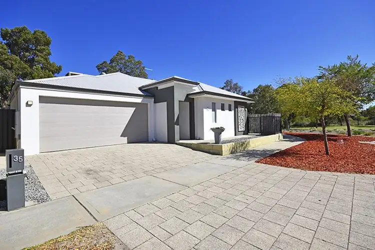 35 Ollave Circuit, Aveley WA 6069