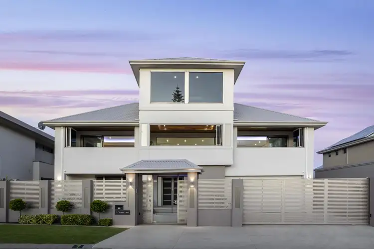 7 Curacao lane, Hillarys WA 6025