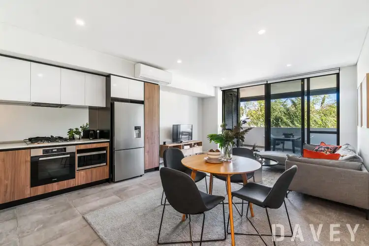 1/22 Cassinia Road, Duncraig WA 6023