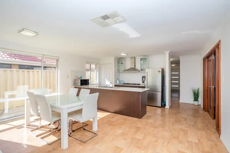 Sixth view of Homely house listing, 19 Goldfinch Bend, Harrisdale WA 6112