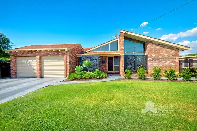 19 Forum Way, East Bunbury WA 6230