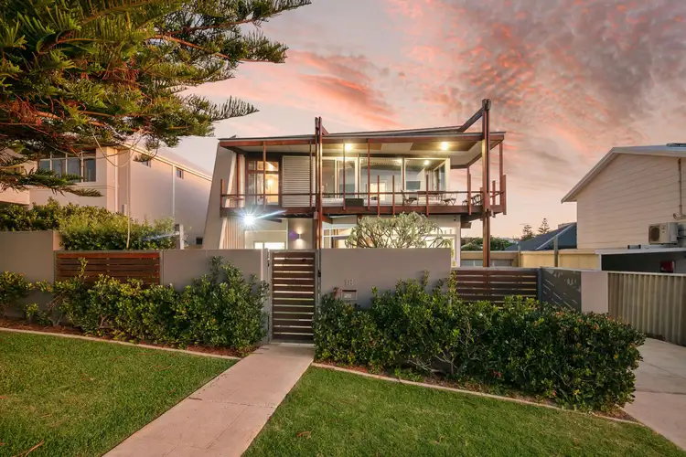 18 Lynn Street, Trigg WA 6029