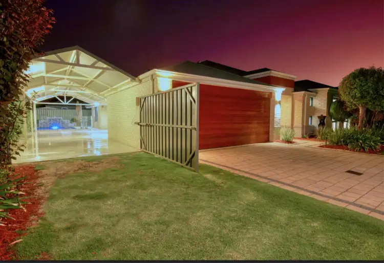 Second view of Homely house listing, 7 Freycinet Circuit, Aubin Grove WA 6164