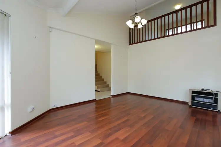 Fourth view of Homely house listing, 8 Michael Court, Shelley WA 6148