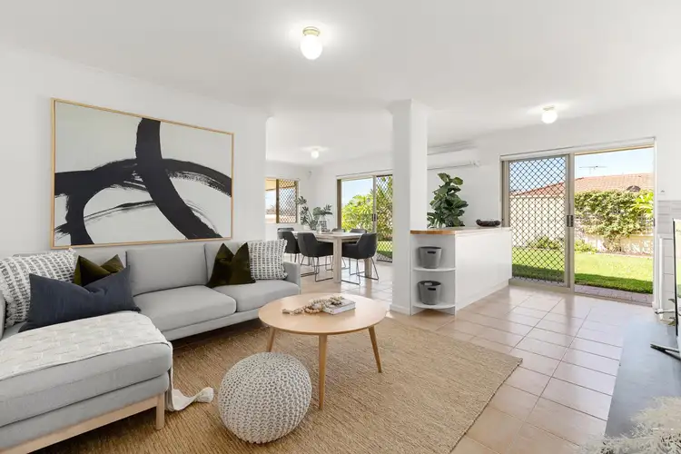 12 Drammen Elbow, Merriwa WA 6030