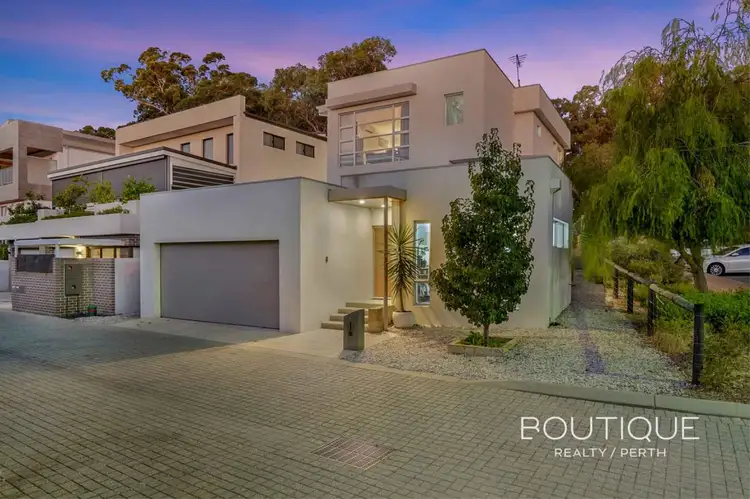 2 Destiny Lane, Floreat WA 6014