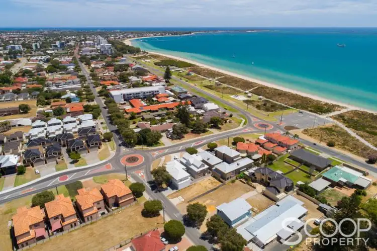 2/116 Kent Street, Rockingham WA 6168