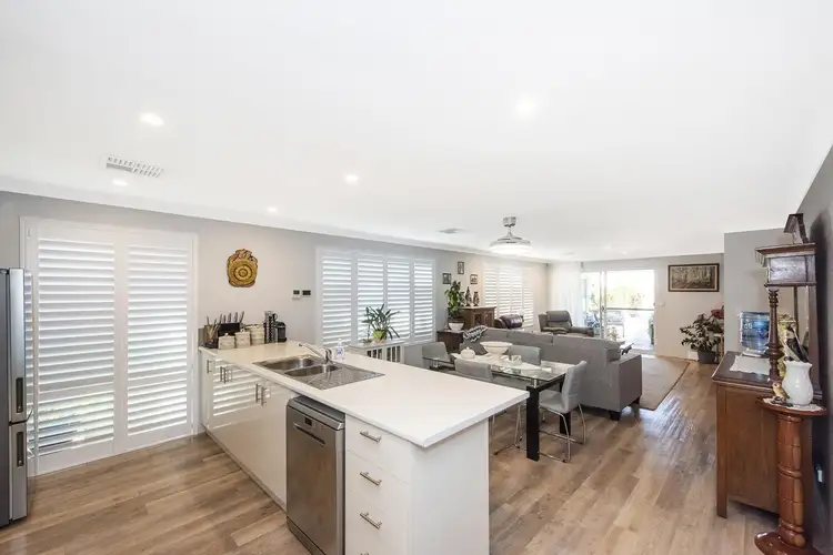 170 Honeywood Avenue, Wandi WA 6167