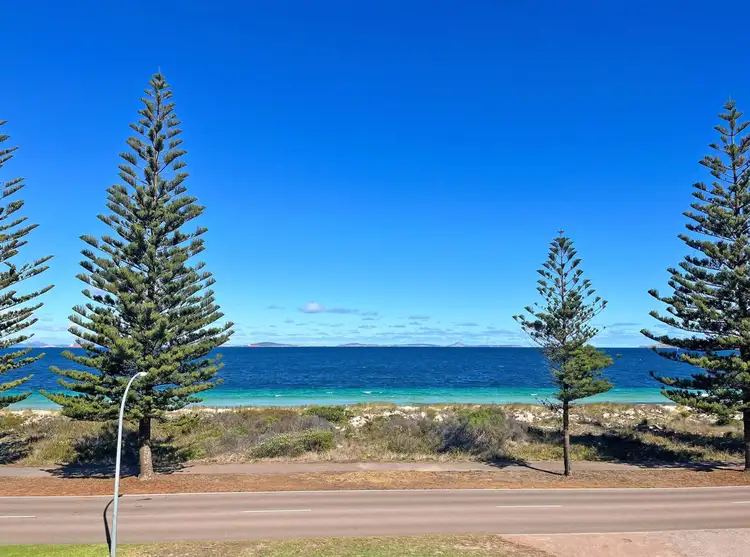 A & B/18 Castletown Quays, Castletown WA 6450