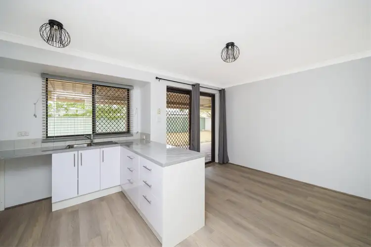 Seventh view of Homely house listing, 5 Egan Place, Midland WA 6056