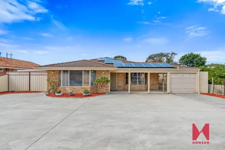 297 Wharf Street, Queens Park WA 6107