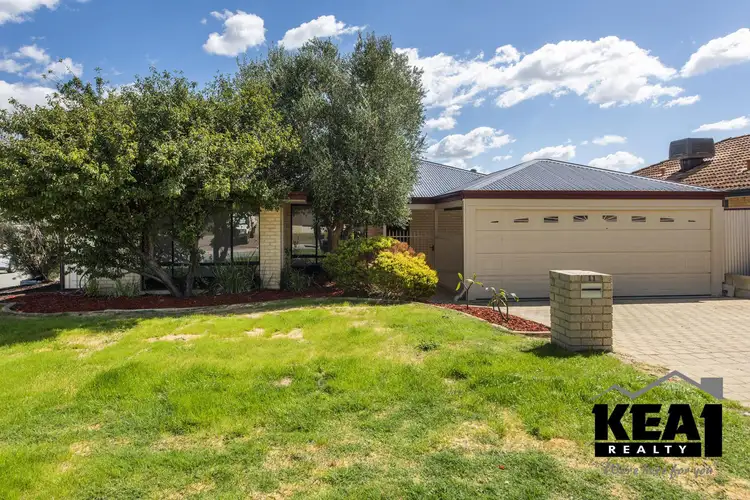 11 Nectarine Way, Forrestfield WA 6058