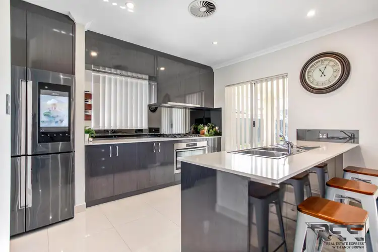 Second view of Homely house listing, 19 Appleton, Piara Waters WA 6112