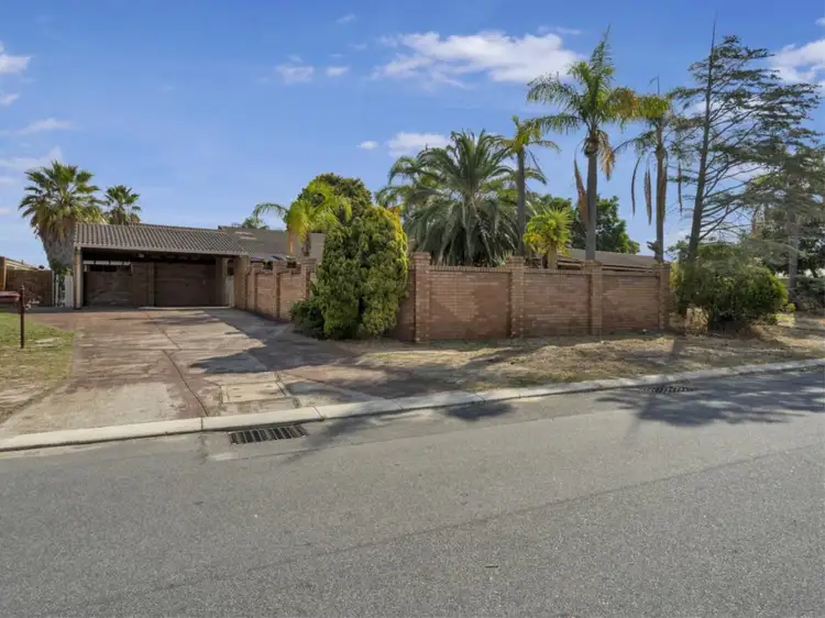 5 Viscount Court, Thornlie WA 6108