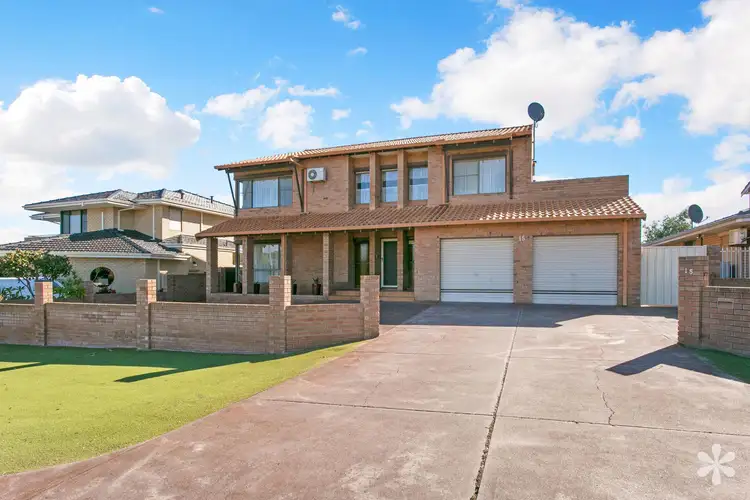 15 Hadley Gardens, Kardinya WA 6163