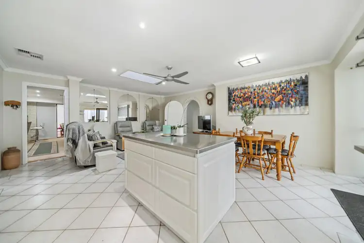 6 Basalt Place, Carine WA 6020