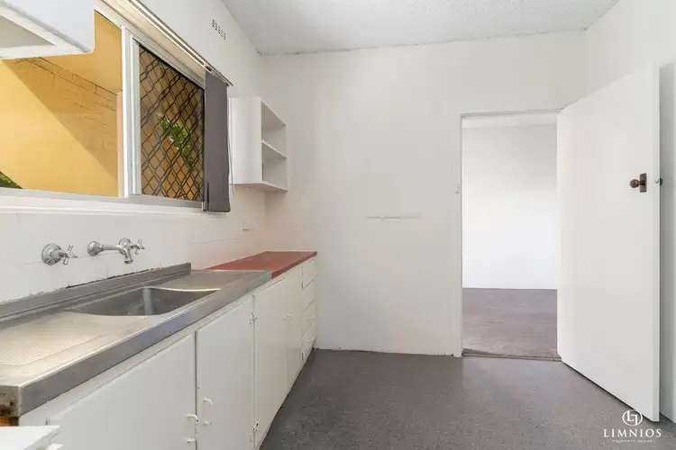 Sixth view of Homely unit listing, 4/43 Kinsella Street, Joondanna WA 6060