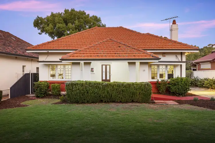 15 Robinson Terrace, Daglish WA 6008