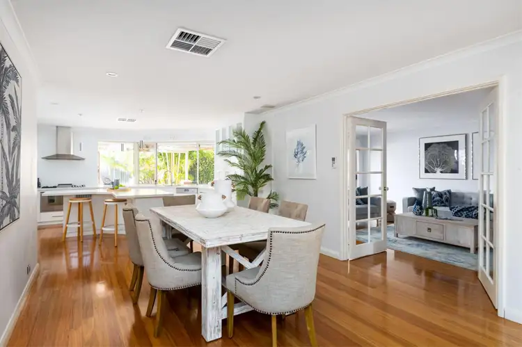 19 Orwell Crescent, Woodvale WA 6026