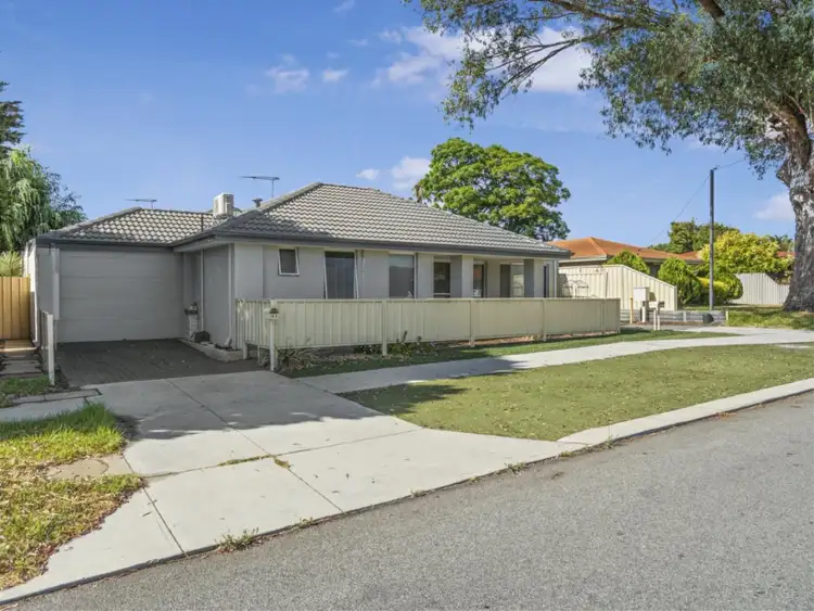 28A Lyrebird Way, Thornlie WA 6108