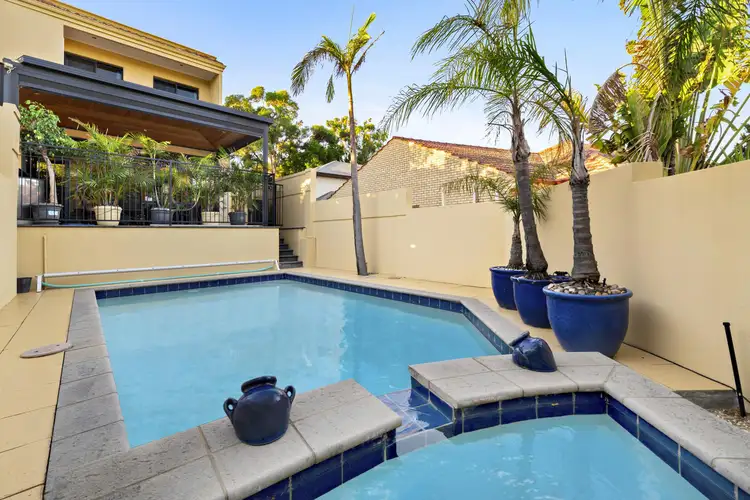 49 Duncraig Road