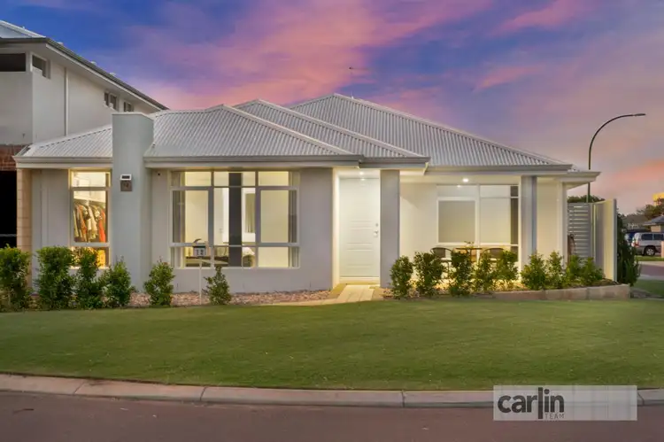 12 Preston Drive, Lake Coogee WA 6166