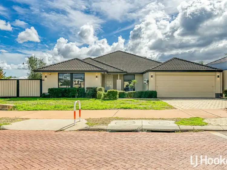 Main view of Homely house listing, 6 Radiata Promenade, Aubin Grove WA 6164