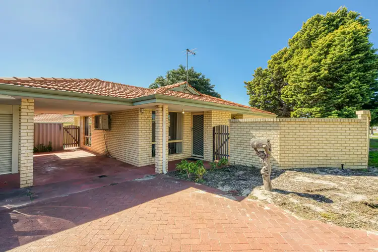 37A Spring Road, Thornlie WA 6108