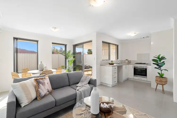 17/6 Chipping Crescent, Butler WA 6036